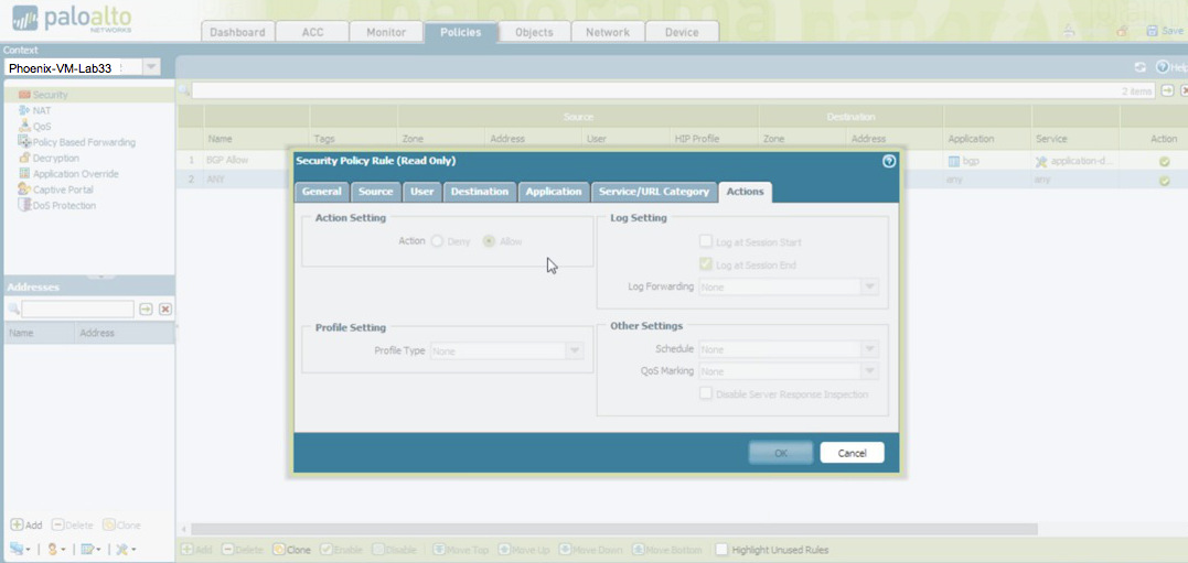 Dans l’exemple, changer de contexte à PA-7000 la série, révèle le profil de forwarding n’est pas configuré sur la Policy sécurité " " ANY :